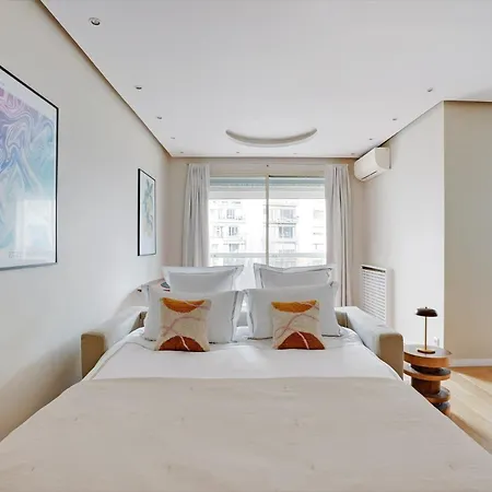 Familiale à Victor Hugo *