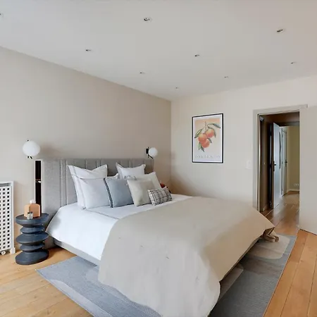 Apartment Familiale A Victor Hugo Paris