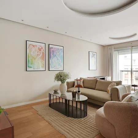 Familiale à Victor Hugo Appartamento Parigi